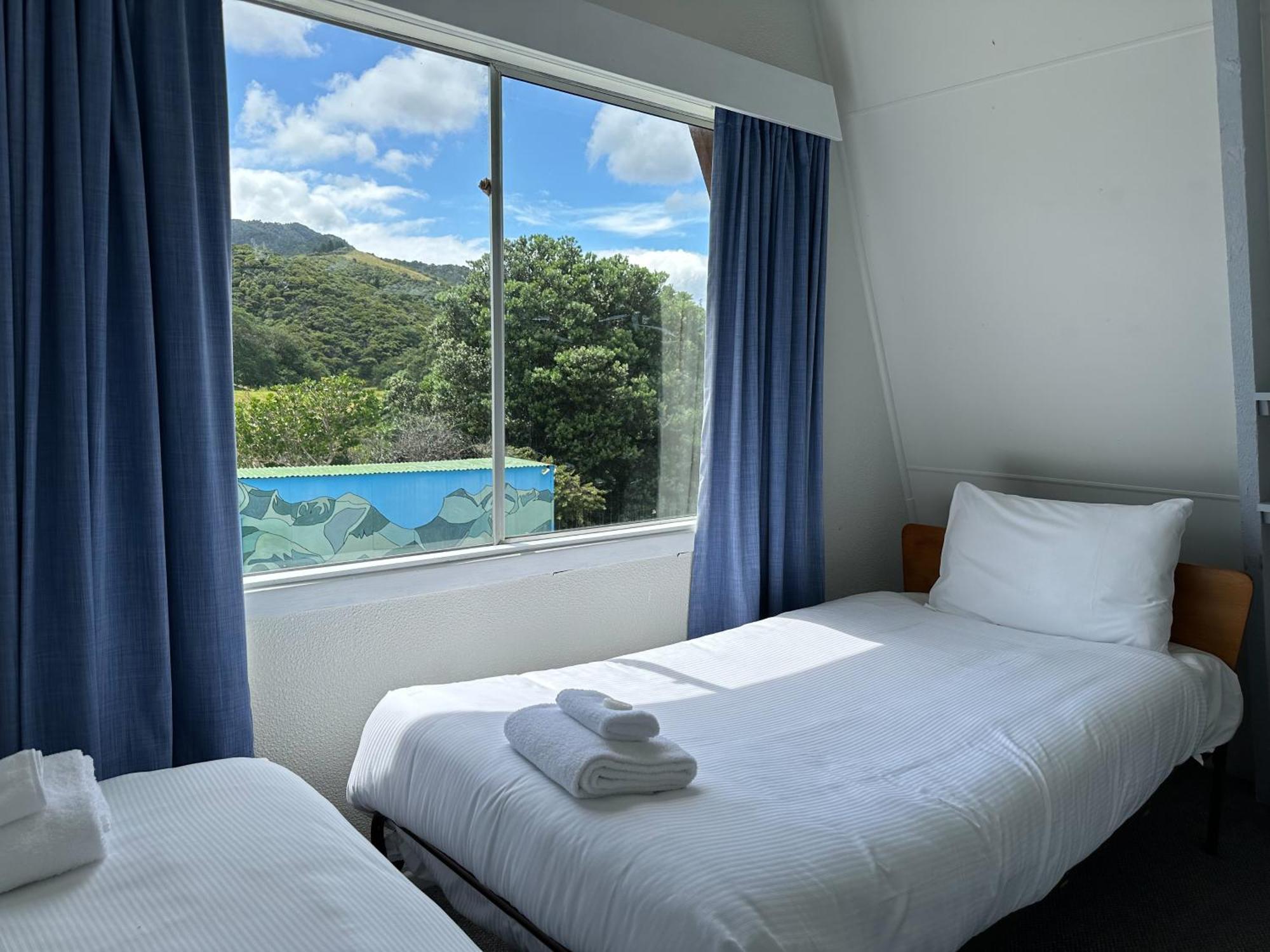 Pohutukawa Coastal Chalets Coromandel Zimmer foto